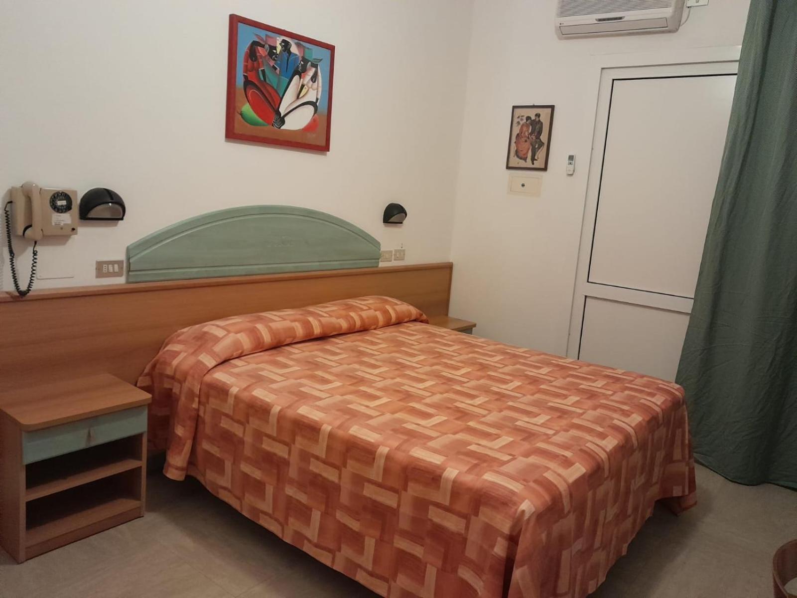 Hotel Giunchi Cervia Esterno foto