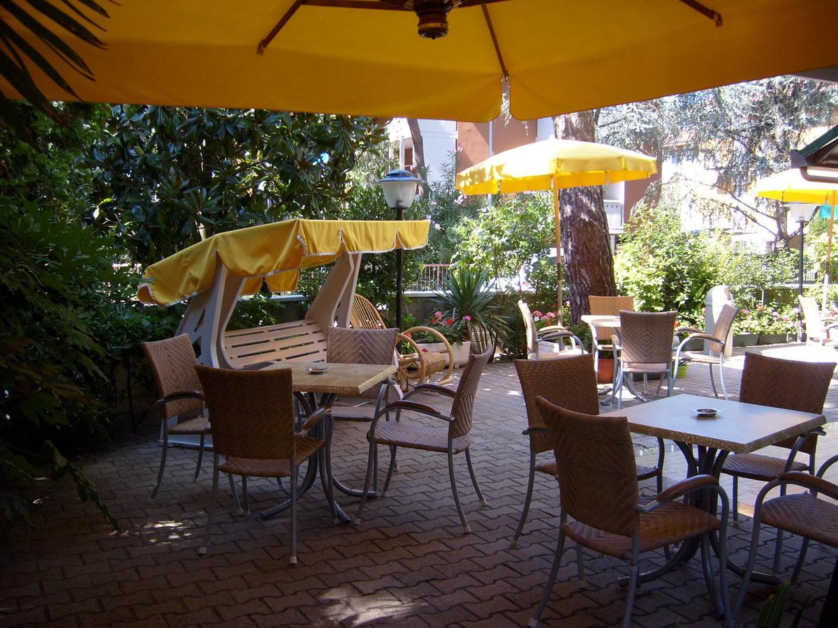 Hotel Giunchi Cervia Esterno foto